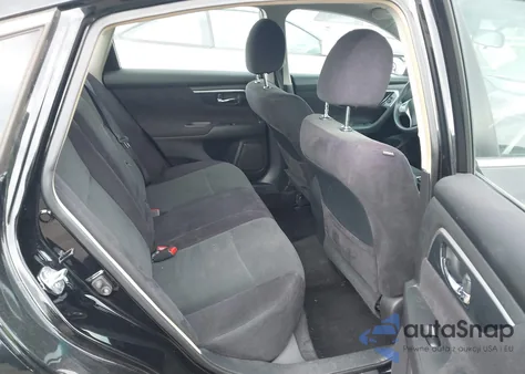 2013 Nissan Altima 2.5 S z USA, uszkodzony, nr VIN 1N4AL3AP2DN529117